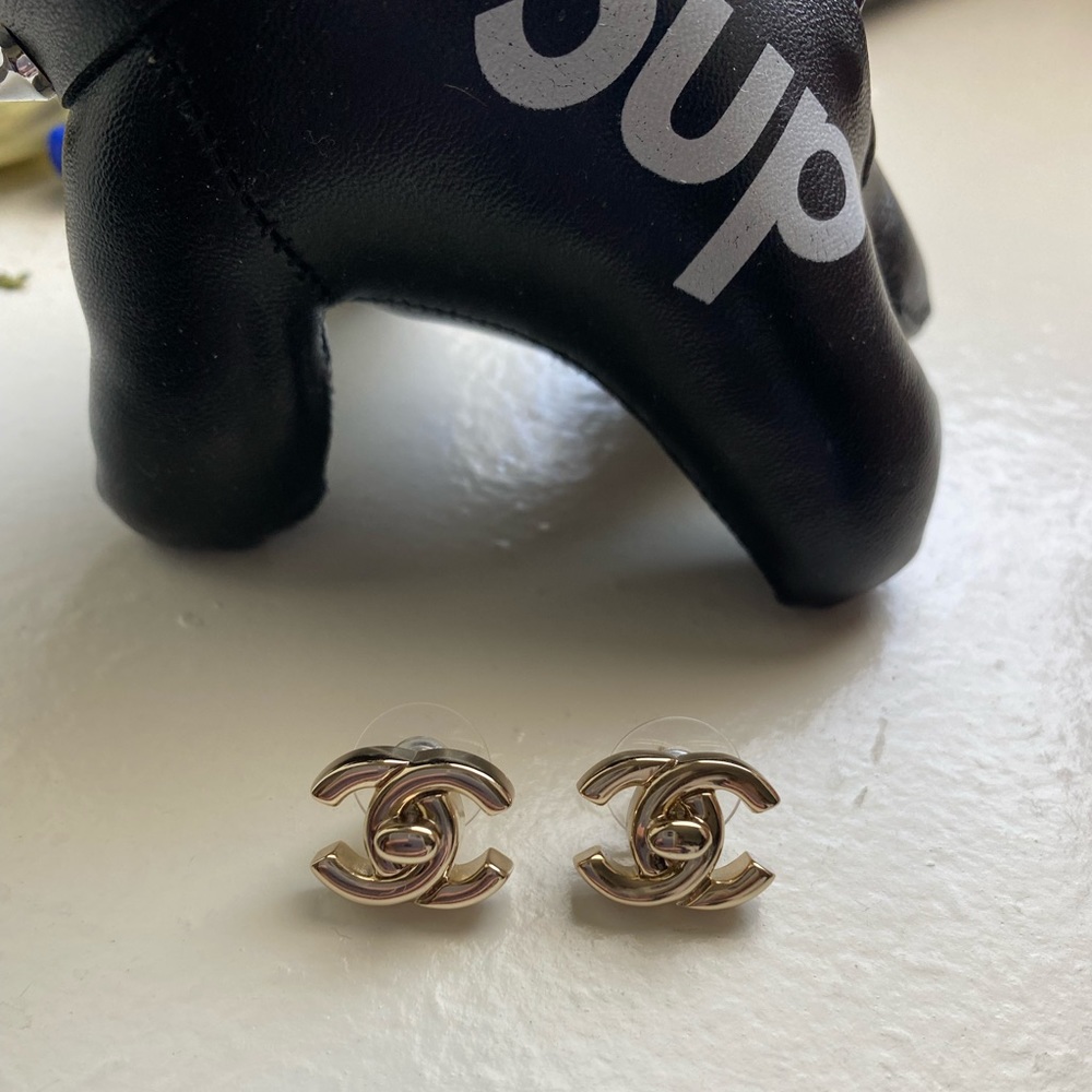 Chanel turnlock cc stud earrings